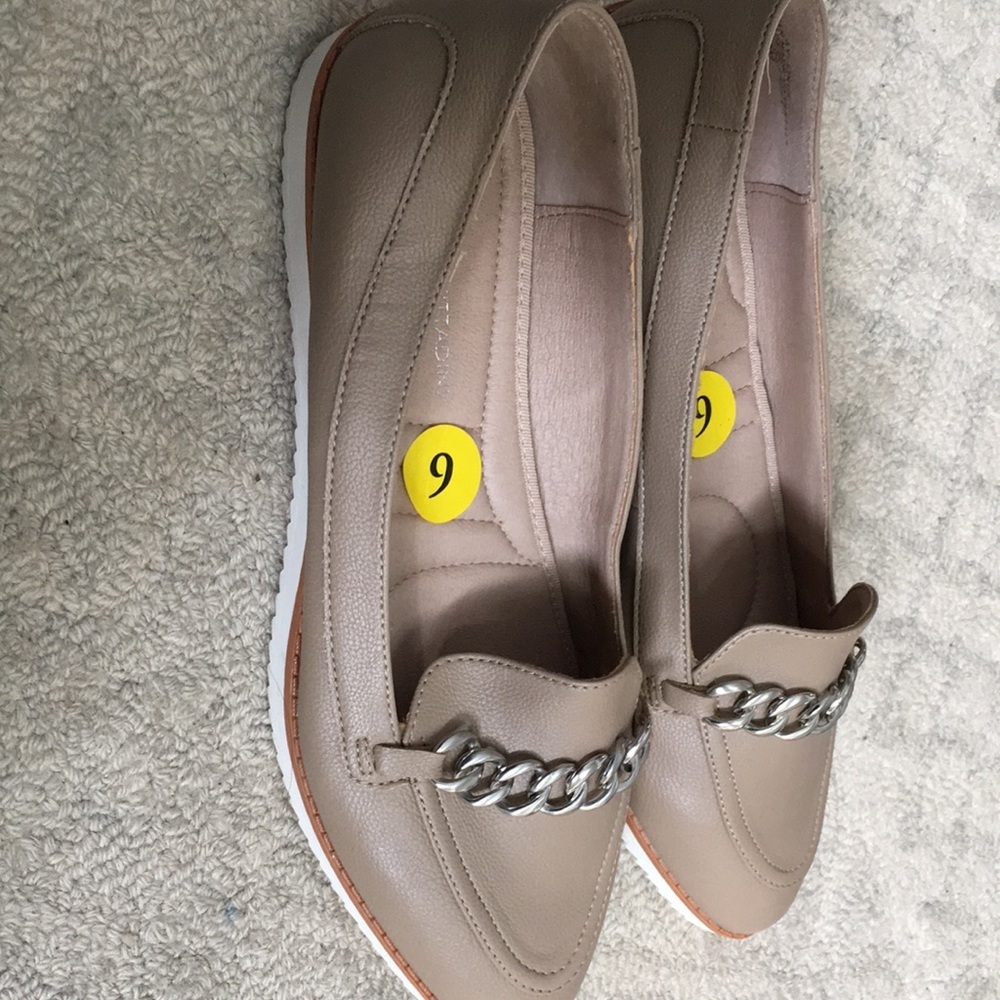 Nwot Adrienne Vittadini Linus Pointed Toe cushioned Loafer Flats - Picture 2 of 3